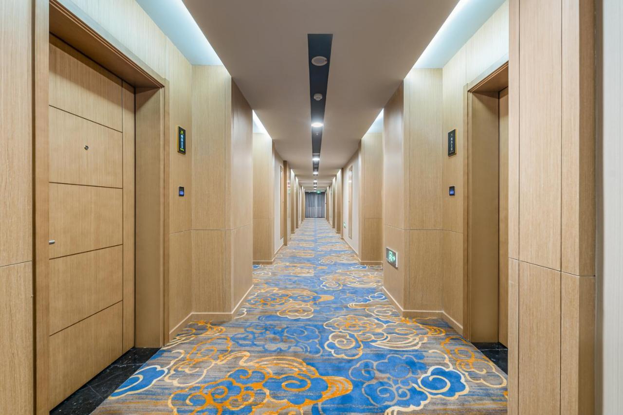 Joy Fall Hotel Jiaozhou Экстерьер фото