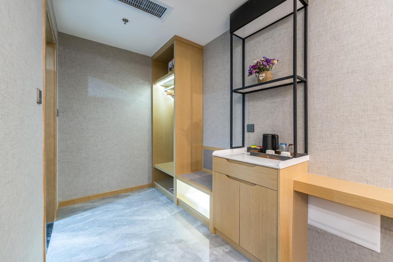 Joy Fall Hotel Jiaozhou Экстерьер фото